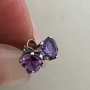 Amethyst, 925 Sterling Silver earrings studs.